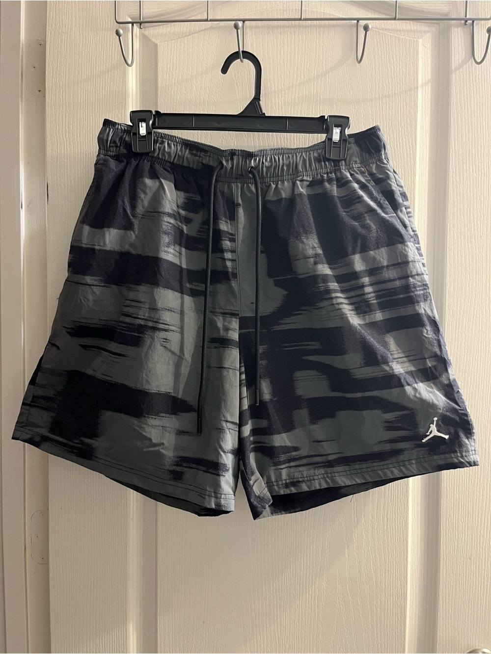 Jordan NIKE Men's Black Gray Abstract Polyamide Shorts Drawstring Logo Casual XL